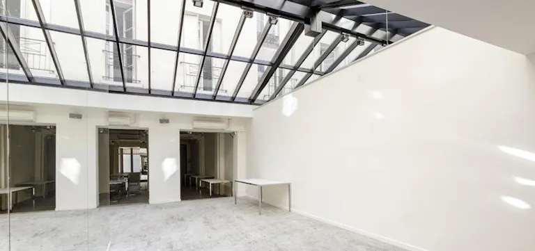 230 Coeur Marais Showroom - Image 1