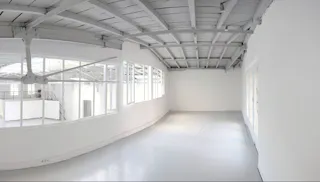 Amazing Showroom in Arty Le Marais - Image 7