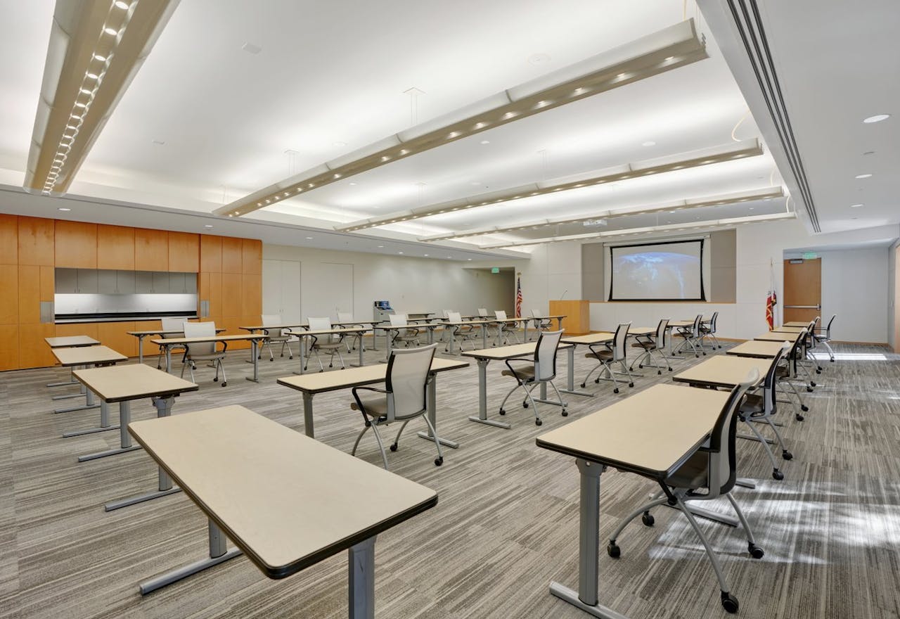 Multi-Purpose Conference Room in Aliso Viejo Office Complex - Image 1