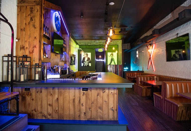 Apres Ski-themed 2 floor event space in Downtown Chicago's River North Neighborhood - Image 1