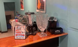 Beautifully Renovated Bright and Airy Storefront and Event Space in Bed-Stuy Bushwick Brooklyn. Perfect for Parties - Image 18