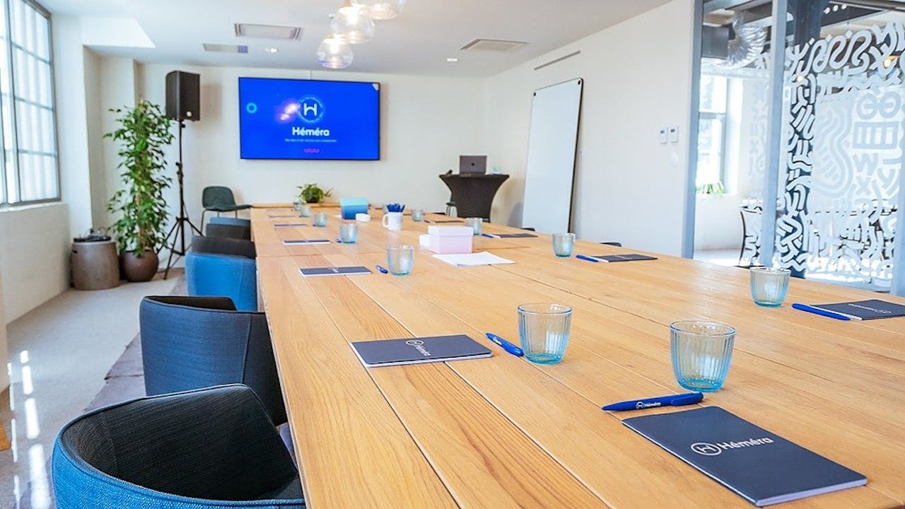 Beau Salon privatif en plein coeur de Bordeaux - Image 2