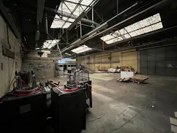 Ancien Atelier de 3000m2 vers La Défense - Image 0