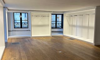 Pop-up store angle en plein coeur du Marais - Image 8