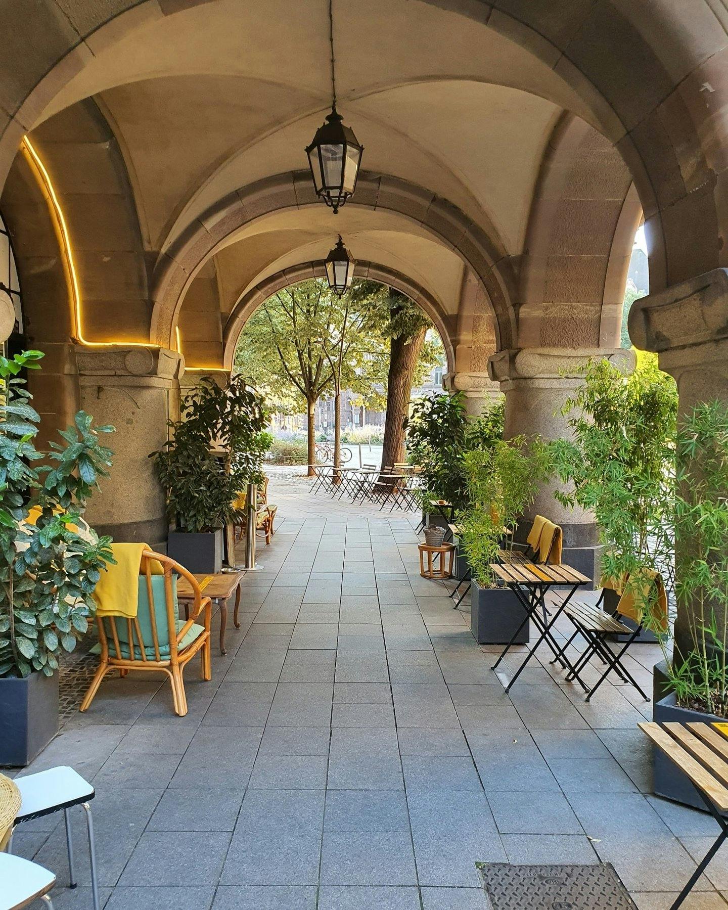 Spacious Atypical Cafe and Event Space in Metz