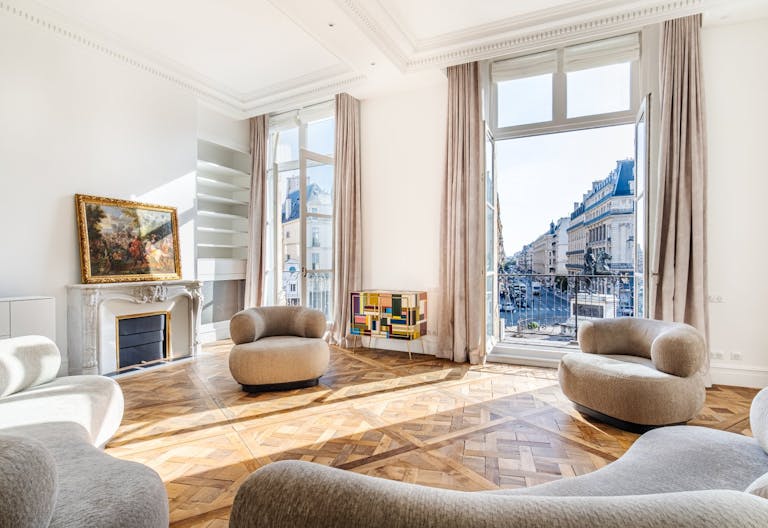 Showroom Place des Victoires Paris - Fashion week and private events - Image 1