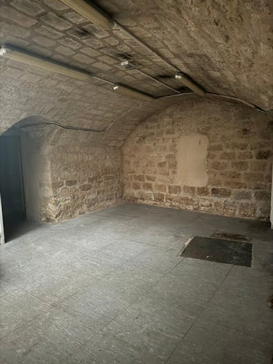 Flagship Avenue des Ternes - Image 2