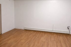 Bright Beautiful Retail, Cafe ,Event Space In The Heart Of Williamsburg - Image 2