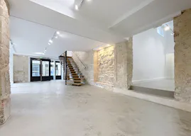 Espace commercial d’exception au cœur du Marais – 134,8 m2 - Image 4