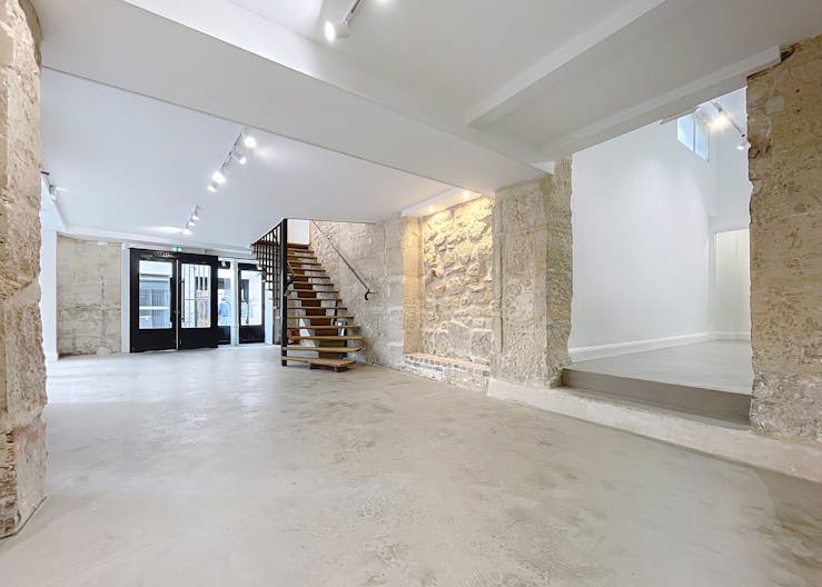 Espace commercial d’exception au cœur du Marais – 134,8 m2 - Image 4