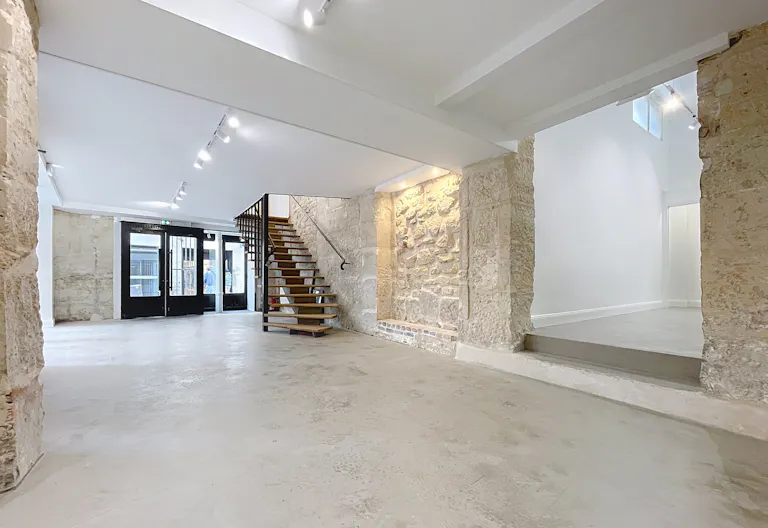 Espace commercial d’exception au cœur du Marais – 134,8 m2 - Image 4
