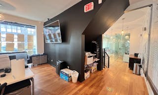 Prime Williamsburg Corner Retail Space | 100 ft Glass Frontage | High Foot Traffic - Image 14