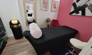 Beauty Studio II - Image 0