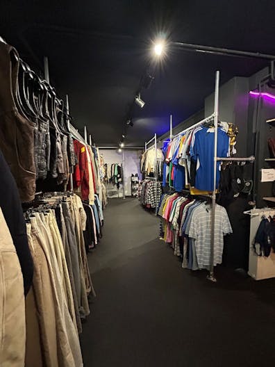 Espace à Louer – Emplacement Premium proche Châtelet - Image 1