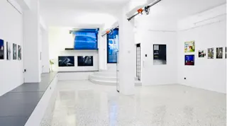 Showroom e spazio espositivo nella cornice dei Navigli di Milano - Image 2