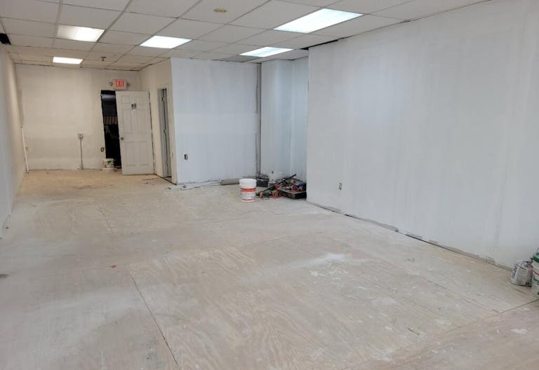 Commercial Space for Rent on Avon Ave, Newark, NJ - Image 4