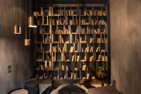 Exclusive venue located in the heart of Milan’s Montenapoleone District - Image 1