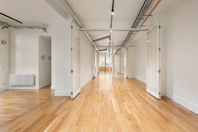Galerie de 230 m2 dans le Marais - Image 1
