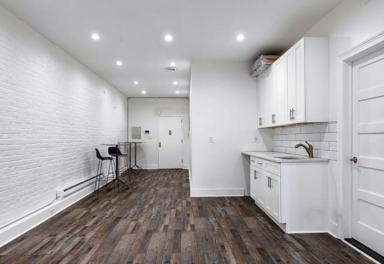 Luxurious spacious 5 bedroom house for Events - Image 3