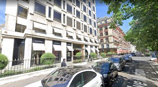 Prime Location Boutique - Triangle d'Or - Paris 8th - Image 5