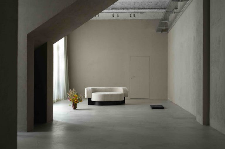 ATYPICAL DESIGN GALLERY & SHOOTING SPACE IN THE MARAIS - Image 1