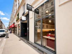 POP UP STORE PROCHE BON MARCHÉ - Image 1