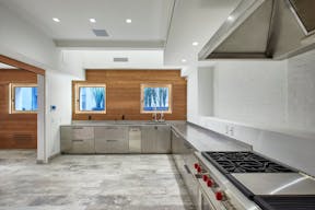 Flexible Showroom in East Village - Image 27