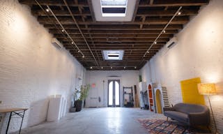 Bright Skylit Open Studio Space in Red Hook Brooklyn - Image 0