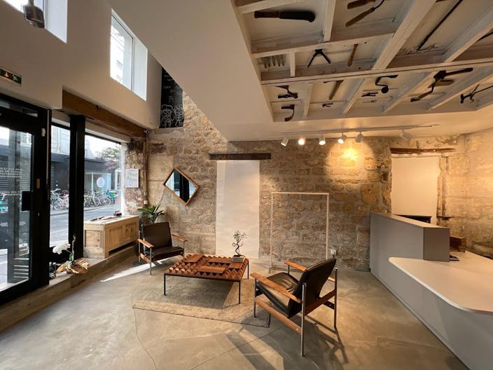 Beautiful Boutique for Rent - Paris Haut-Marais - Image 2