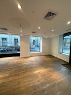 Pop-up store angle en plein coeur du Marais - Image 19