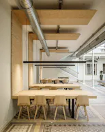 Un lieu hors norme qui fait le pont entre histoire et modernit� - Image 2