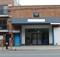 A storefront whitebox gallery space - Perfect for pop-up shops and art exhibits. - Image 1