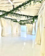 Beautiful Indoor and Outdoor Versatile Event Venue - Image 6