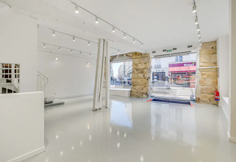 Corner Boutique on Rue de Turenne - Image 3