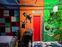 Manhattan Showroom - Image 8