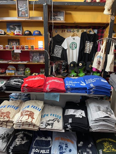 Los Feliz East Hollywood Retail storefront for pop-up shops - busy street open late if necessary - Image 2