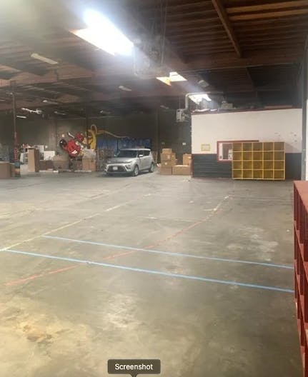 Warehouse/Storage in Gardena, California - Image 2