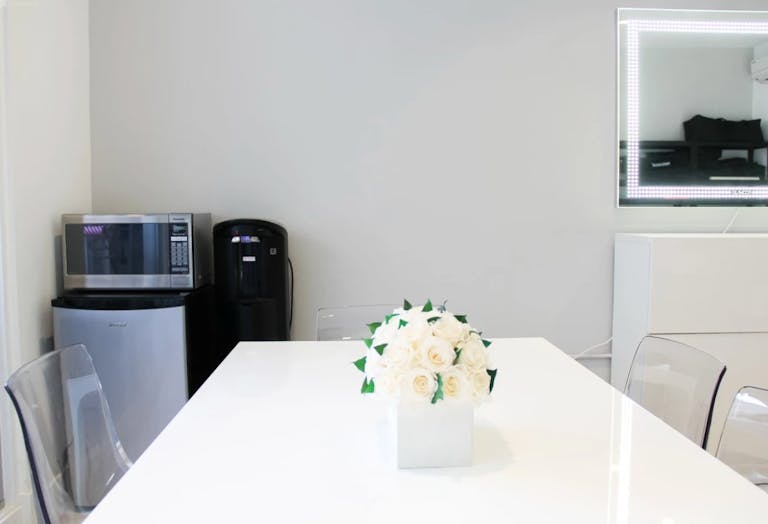 Trademark Beauty Studio - Image 1