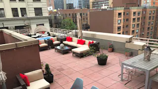 Beautiful Midtown Manhattan Terrace - Image 1