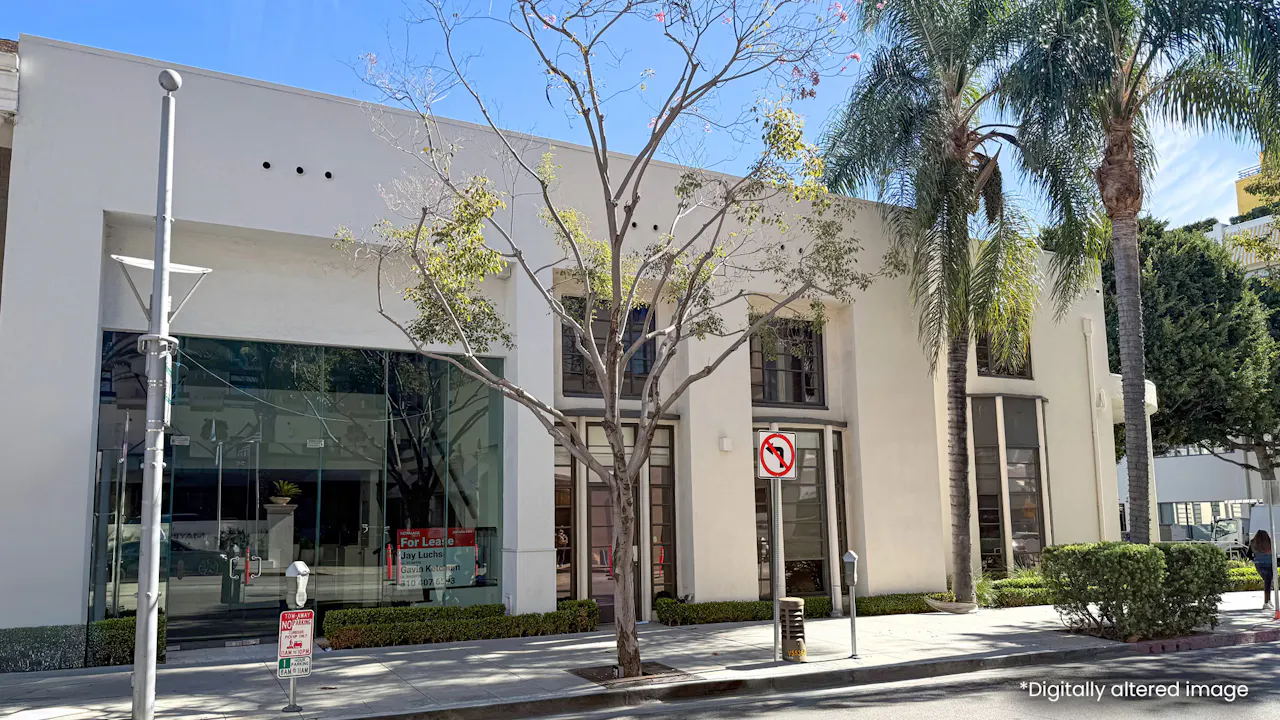 Prime Beverly Hills Pop Up Space Steps from Rodeo Drive - Image 1
