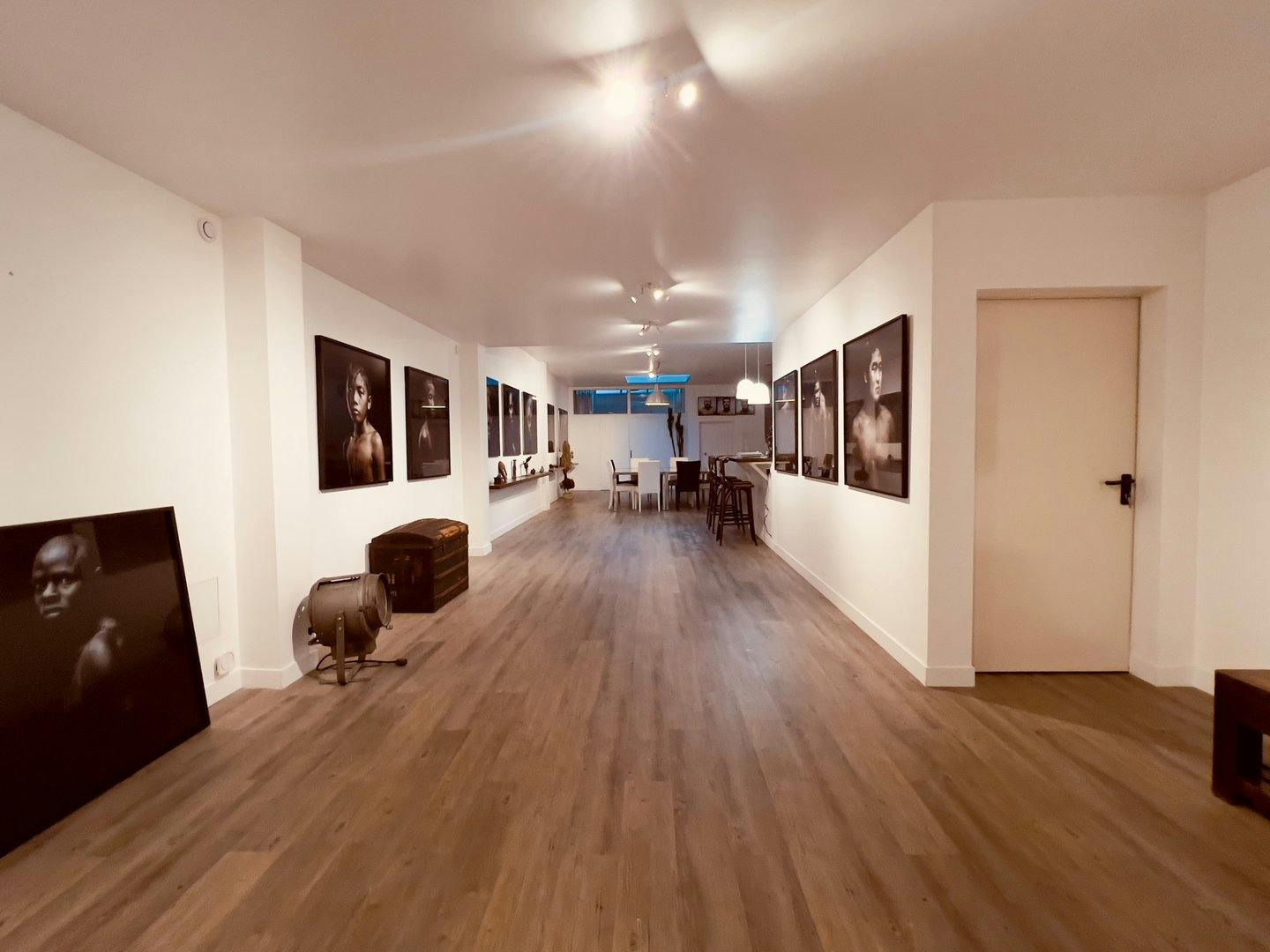 280 sqm Modular Studio and Photo Atelier in Bagnolet