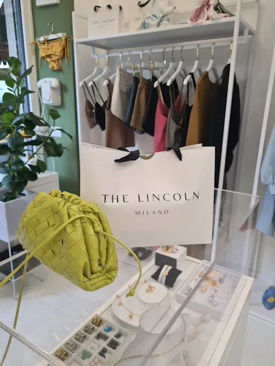 Spazio commerciale per piccoli pop up o eventi - Image 3
