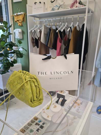 Spazio commerciale per piccoli pop up o eventi - Image 3