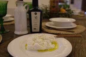 Rustic Sicilian olive farm & historic barn venue - Image 20