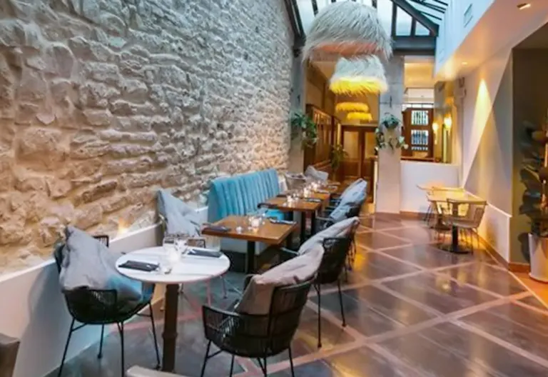 Premium Space in Le Marais - Image 0