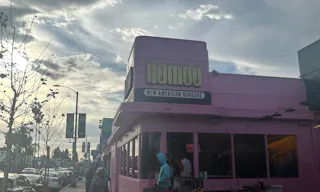 Prime corner space on Melrose - best pop up space in LA. - Image 5