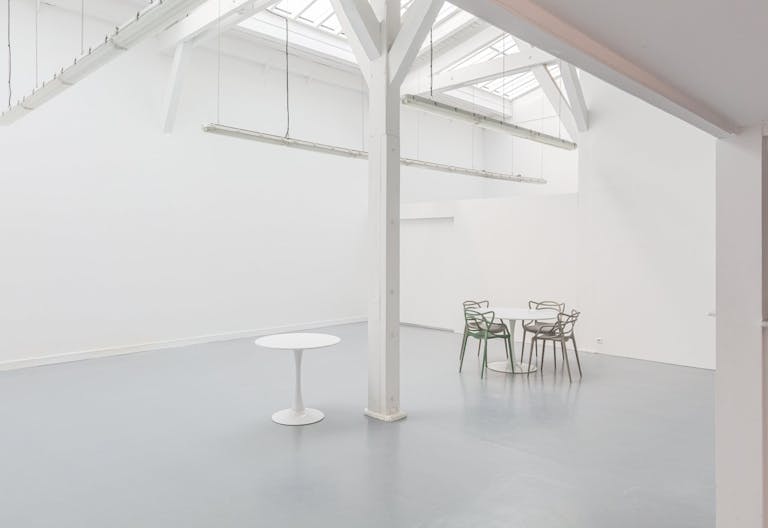 Galerie d'art au coeur du 15eme arrondissement - Image 4