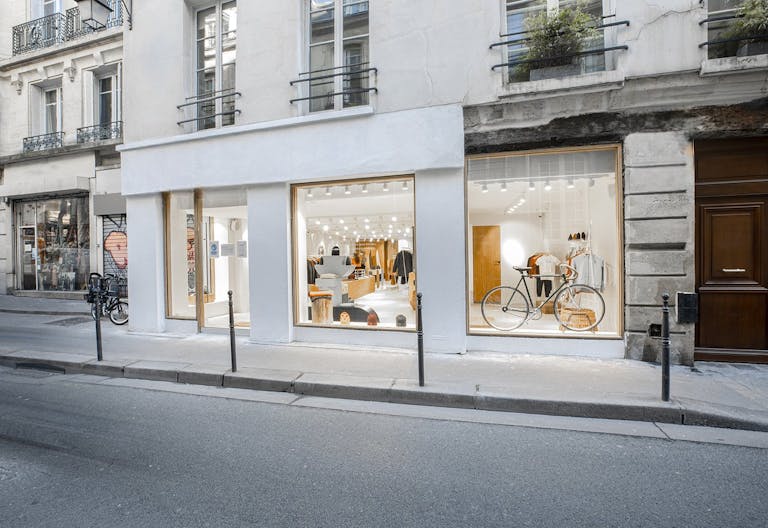 Boutique - Showroom Le Marais Rue du Temple - Image 1
