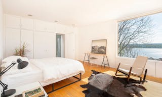 Expansive Contemporary Minimalism in Nature - Image 3