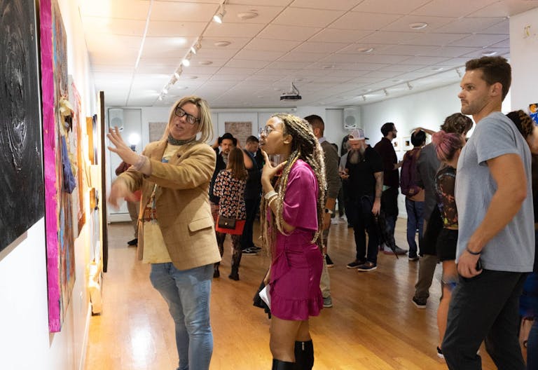 Unique Loft in Prime SoHo - Image 4